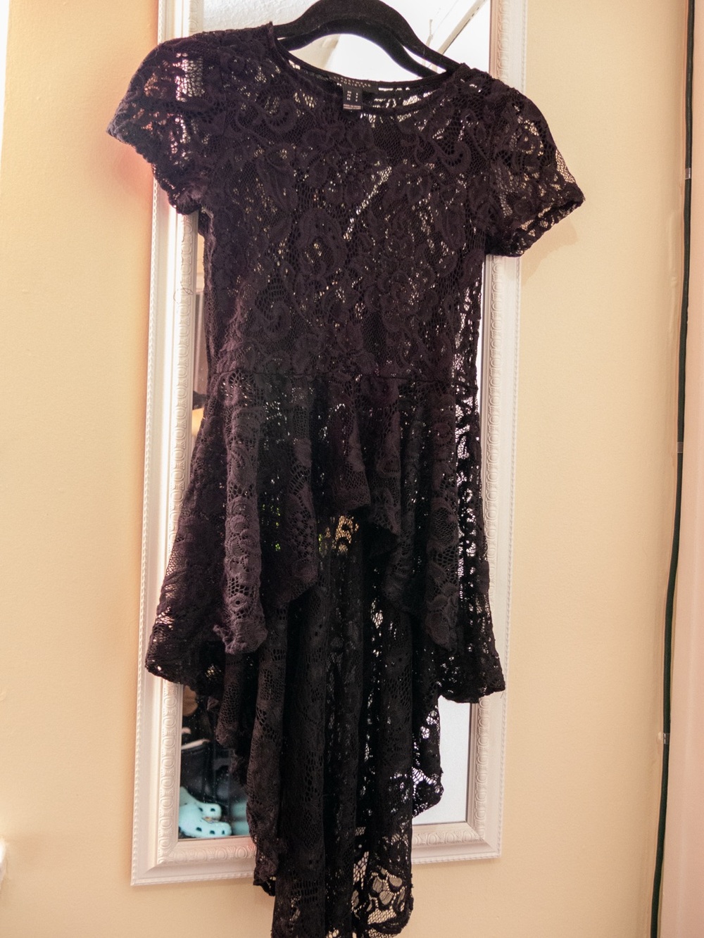 Black Lace High-Low Peplum Top - Women
